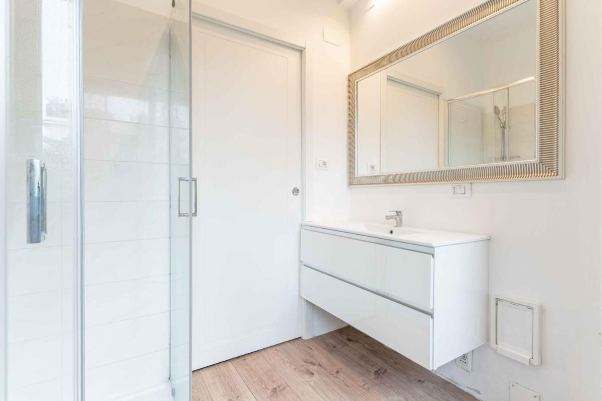 Red Line Design Apartment Mailand